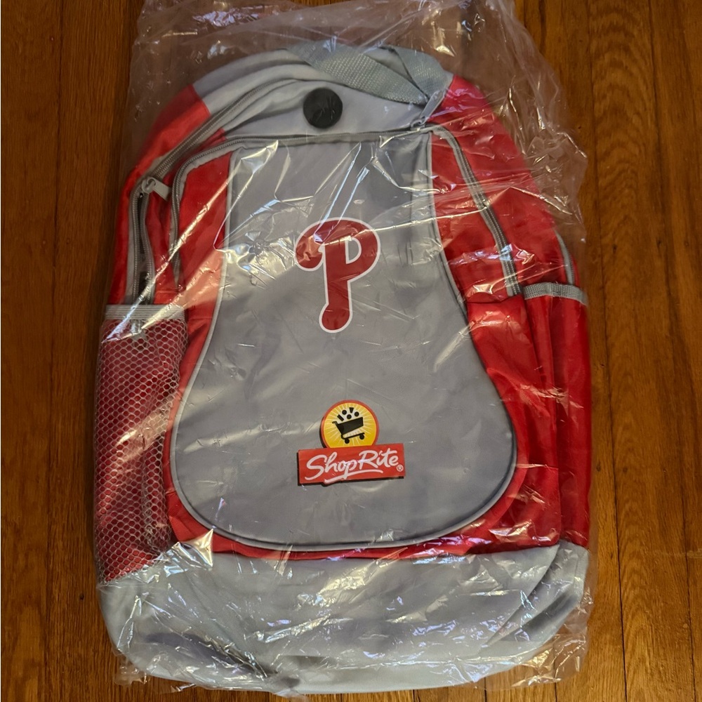 NEW Philadelphia Phillies Backpack with Side Pockets and Zipper Compartment